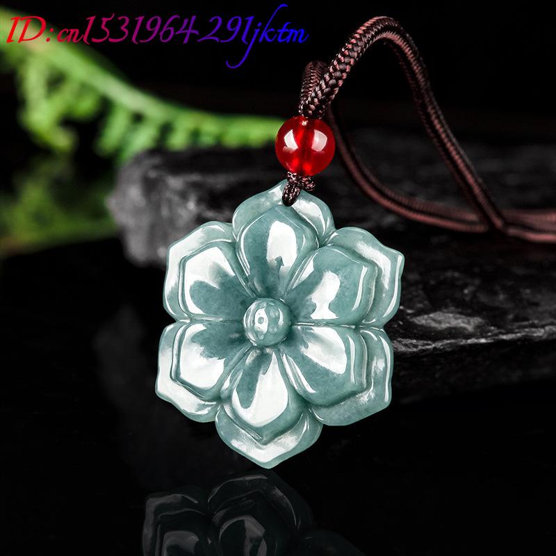 Colar com Pingente de Flor de  - Vintage Fashion Accessories avaliação e preço