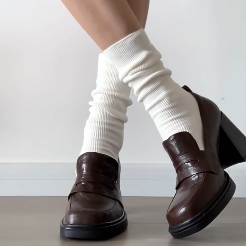 Estilo universitário feminino  - Vintage Fashion Style Female avaliação e preço