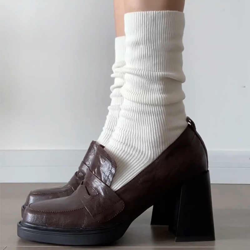 Estilo universitário feminino  - Vintage Fashion Style Female avaliação e preço